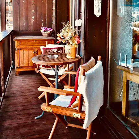 Hameau Des Pistes - Ski-in And Ski-out Apartment