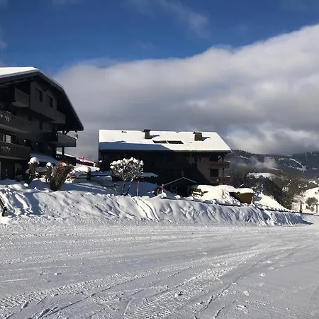 Apartment Hameau Des Pistes - Ski-in And Ski-out *