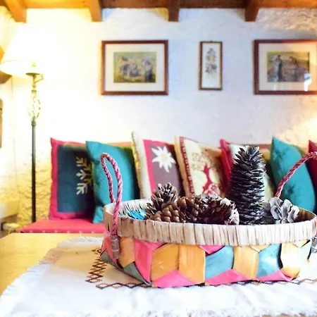 Apartment Hameau Des Pistes - Ski-in And Ski-out Megeve