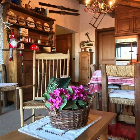 Hameau Des Pistes - Ski-in And Ski-out Apartment *